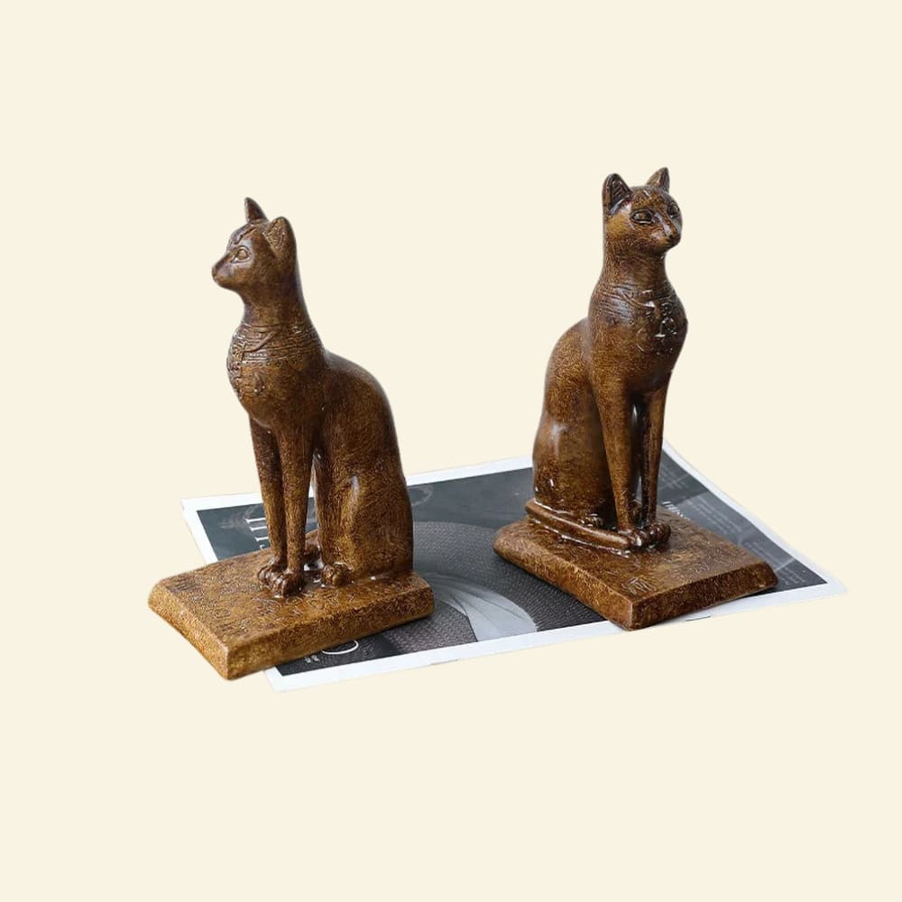 Vintage bookends Image
