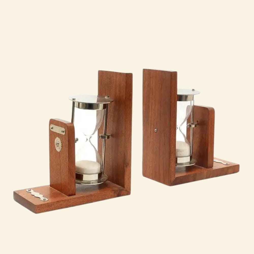 Wood bookends Image