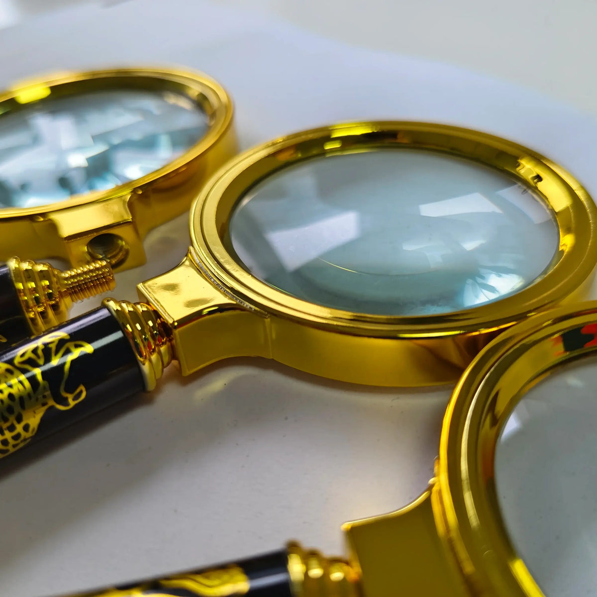 magnifying tool for improved vision