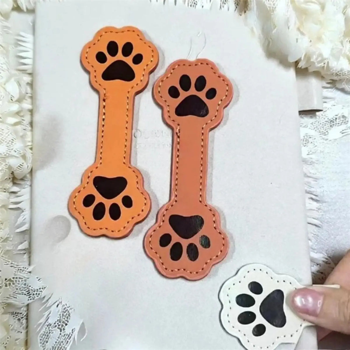 stylish animal design leather bookmark for book lovers