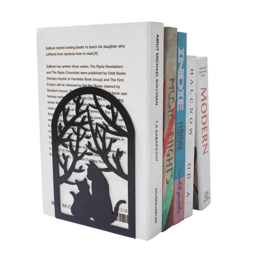 bookend with black kitten design