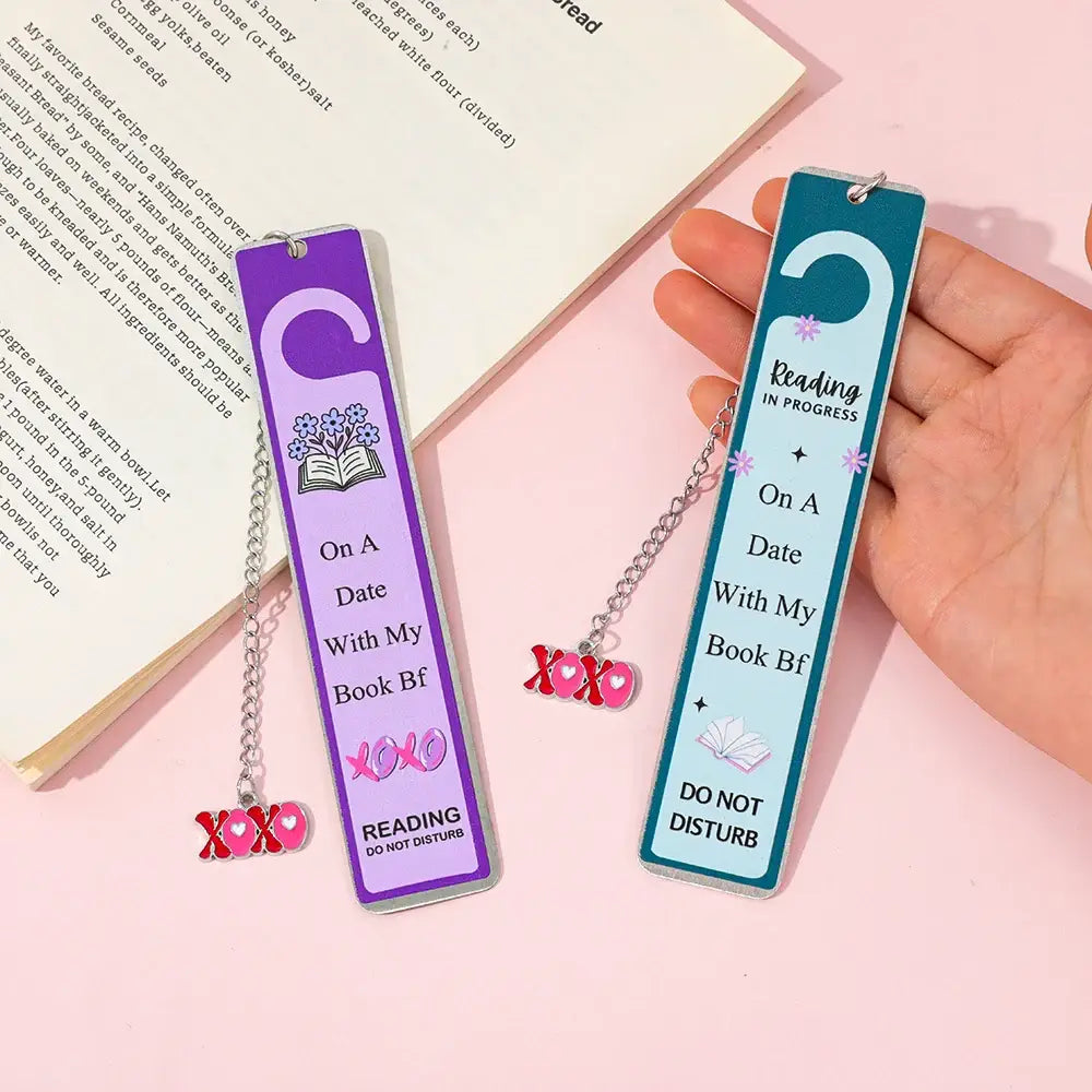 fashionable bookmarks for women