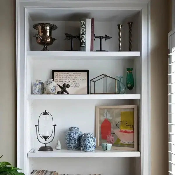 rustic bookend made of cast iron