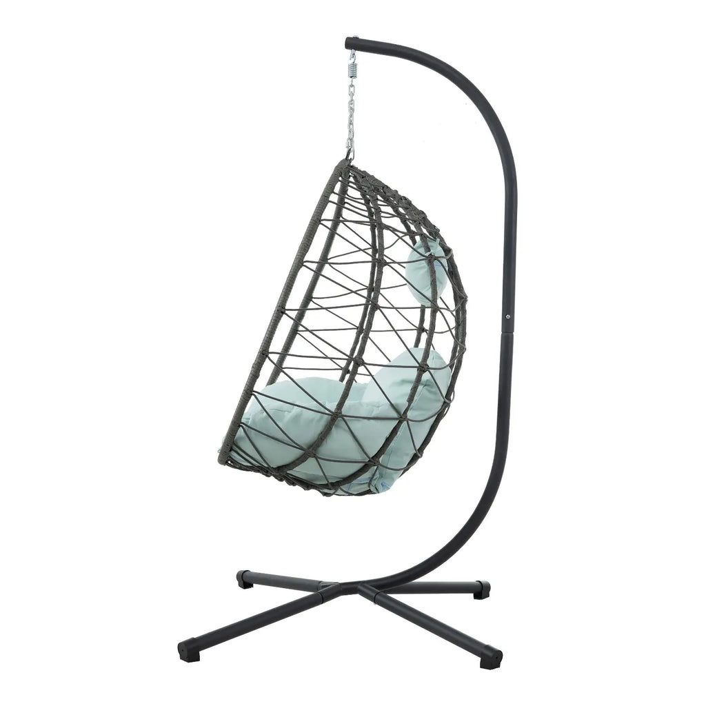 outdoor lounge chair for comfortable reading