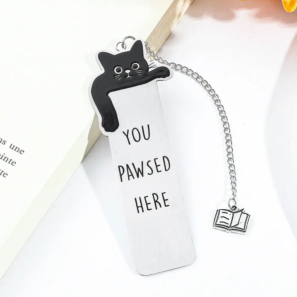 cute cat design bookmark for book lovers