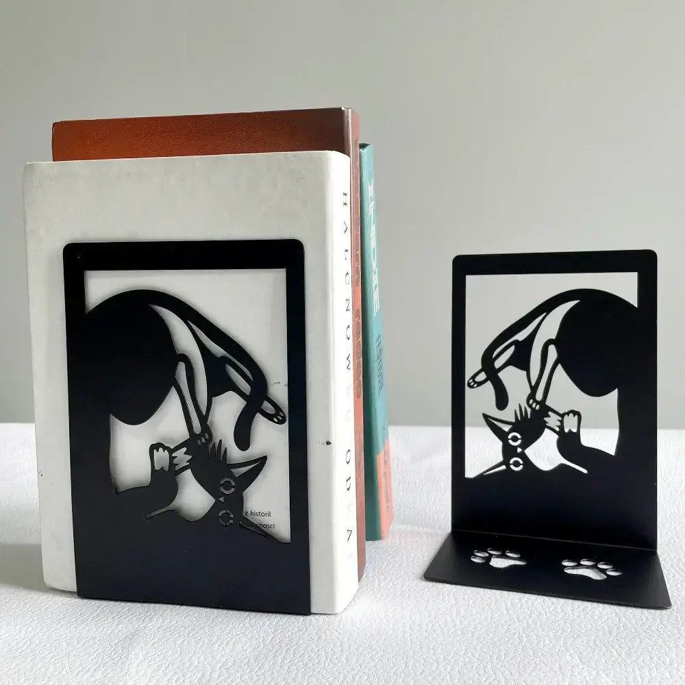 decorative cat bookend perfect for book lovers