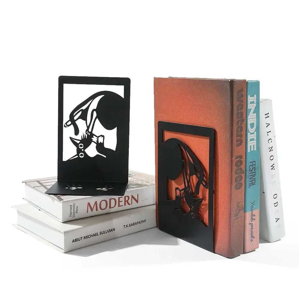 Cute cat bookend
