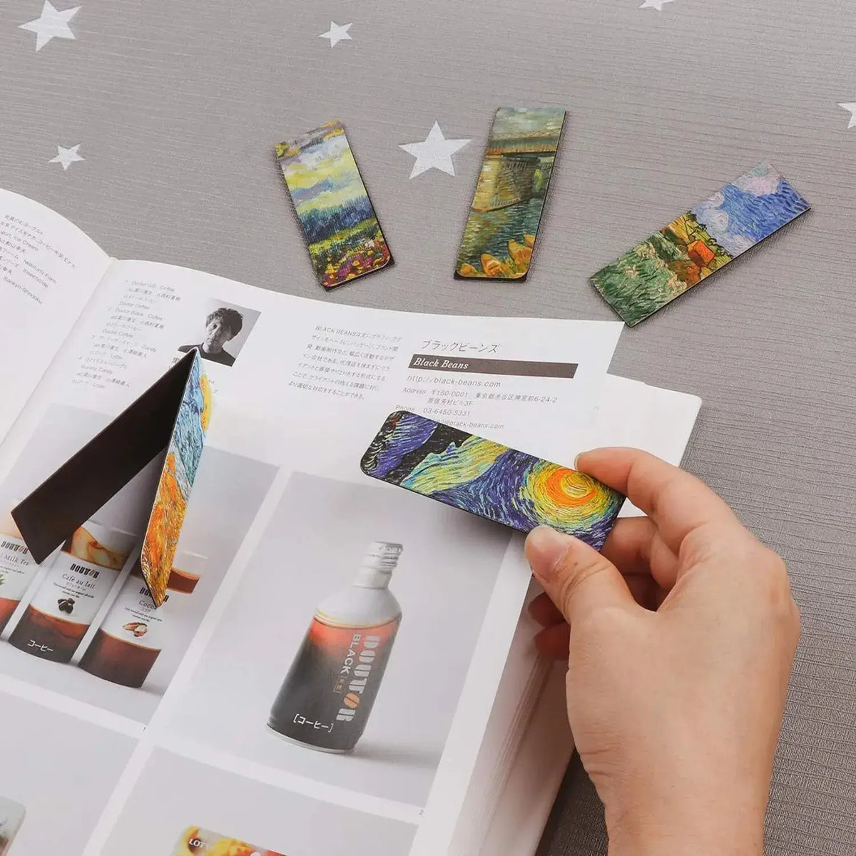 stylish folding bookmarks with magnetic hold