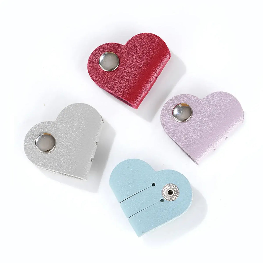 charming heart design leather bookmark