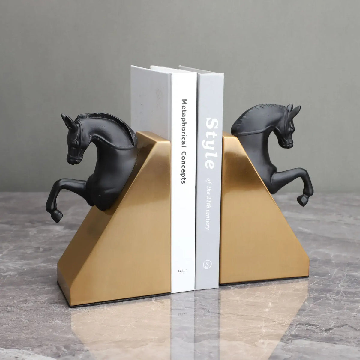 horse themed bookend for shelves