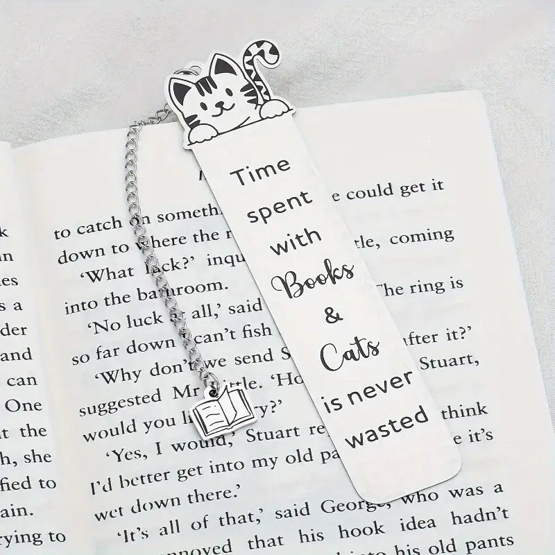 metal bookmark with chain design