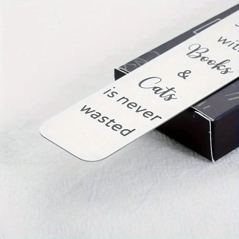 elegant metal chain page marker