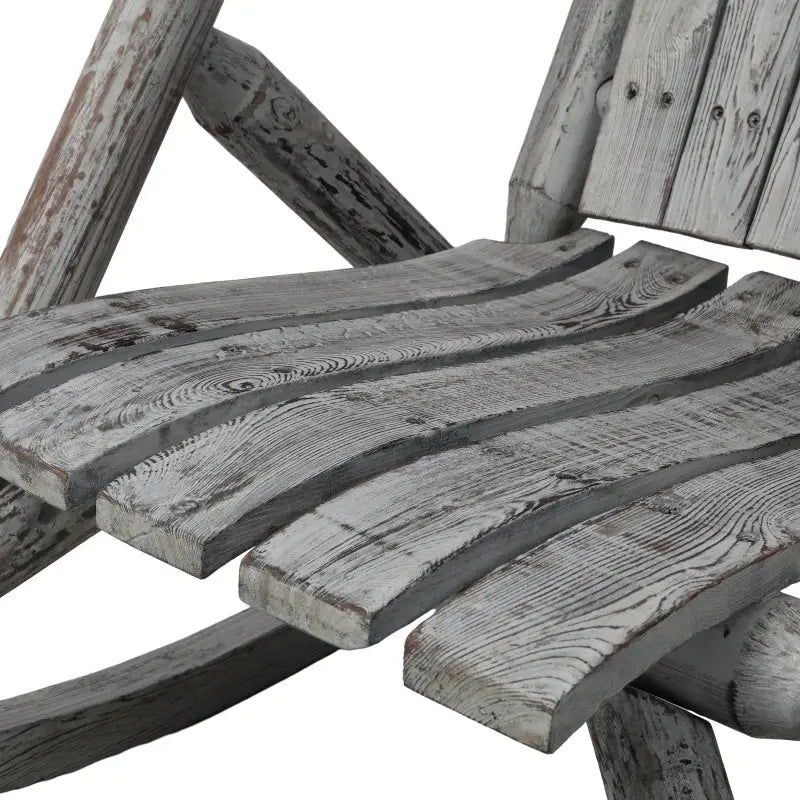 lounge chair designed for reading in the garden