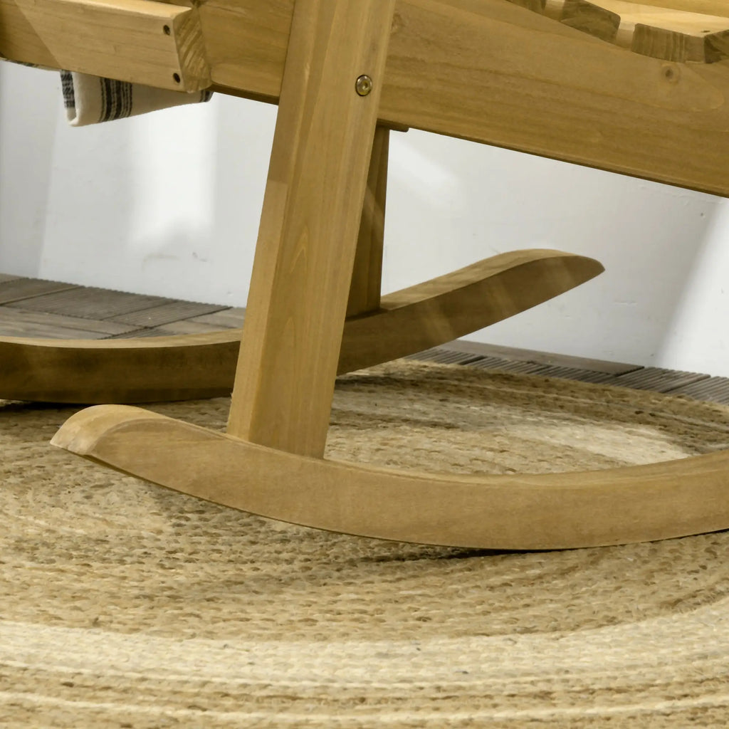 relaxing nook chair for outdoor spaces